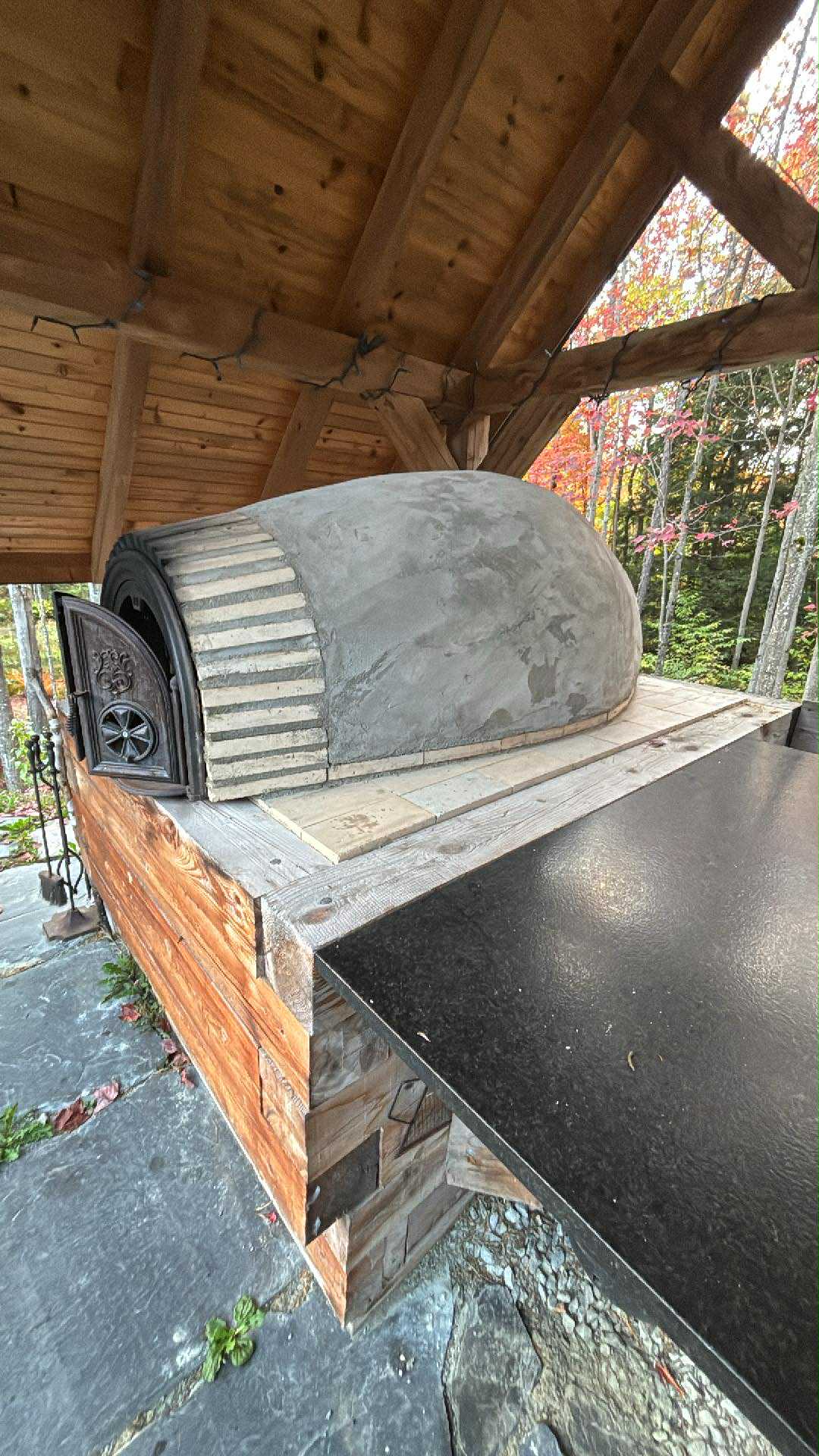 Four à pizza traditionnel